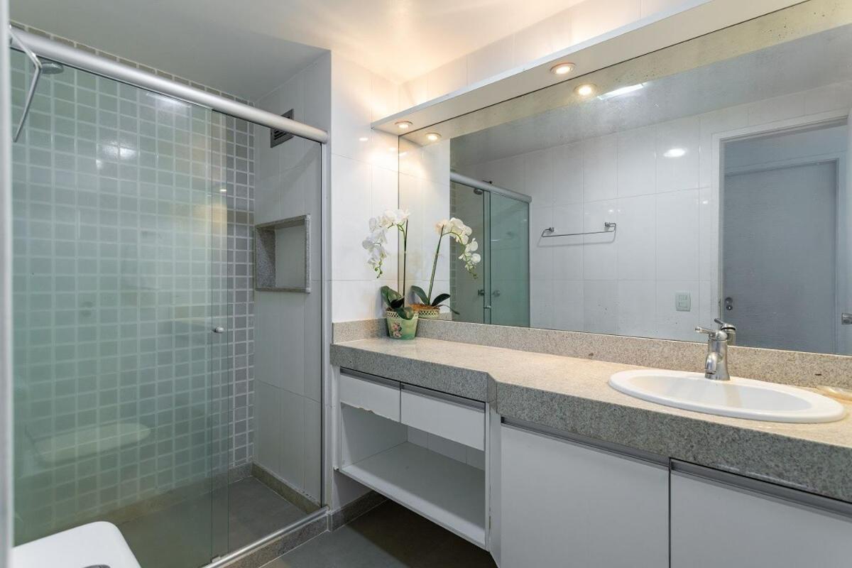 Ocean View Flat At Barra * Rio de Janeiro